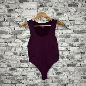 EUC Garage Women's Bodysuit Size Medium (RN 121340)